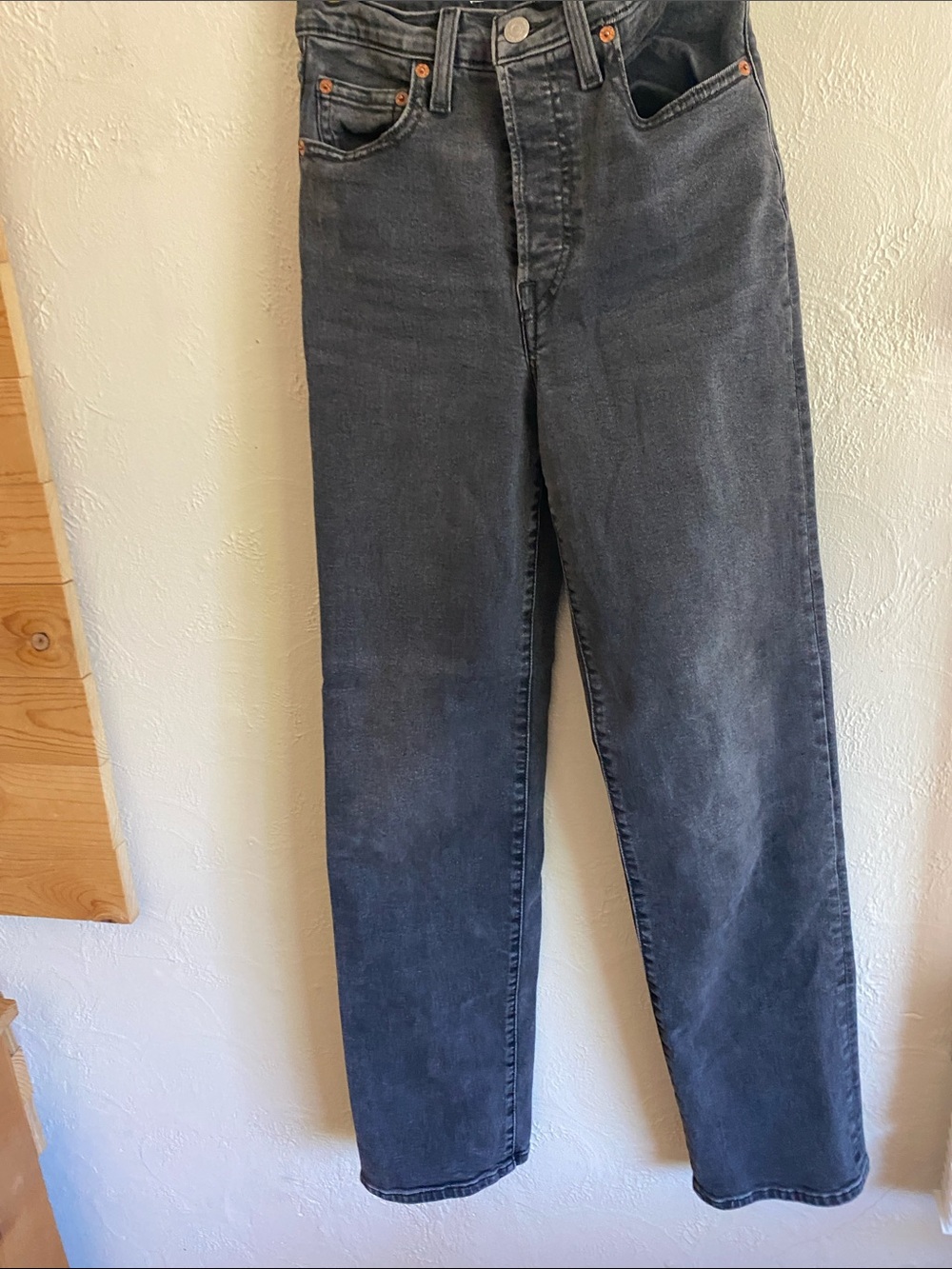 Levi's Women's Skinny Jeans in Faded Black Wash